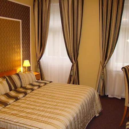 Saint Petersburg 3* Karlovy Vary