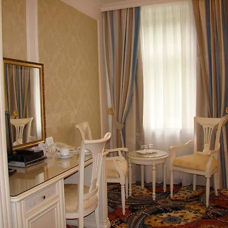 Saint Petersburg 3*
