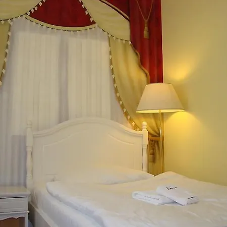 Saint Petersburg Karlovy Vary