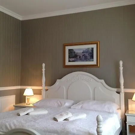 Saint Petersburg Hotel 3*