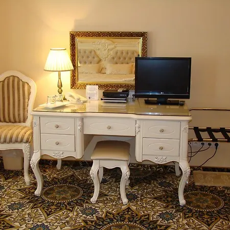 Saint Petersburg Karlovy Vary