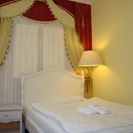 Saint Petersburg Karlovy Vary