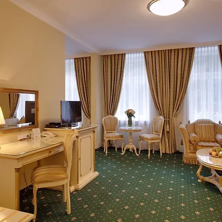 Saint Petersburg Karlovy Vary