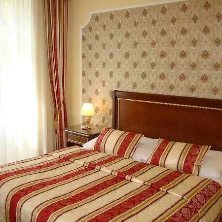 Saint Petersburg Hotel