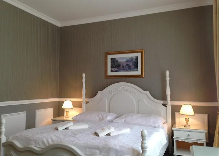 Saint Petersburg Hotel 3*