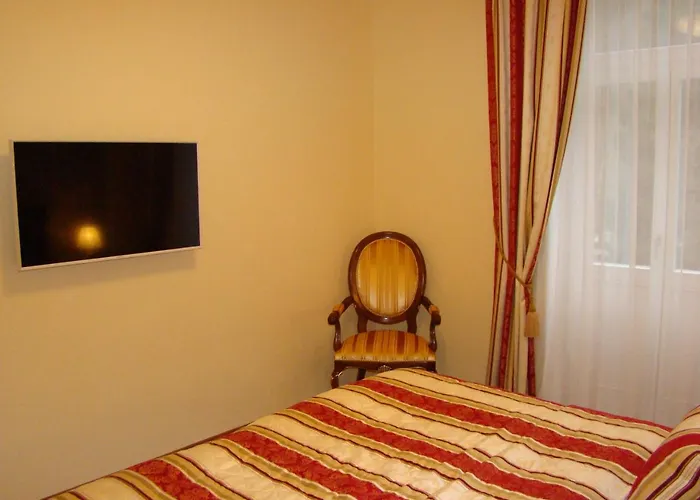 Saint Petersburg Hotel 3*